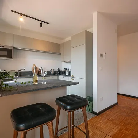 Casa Gialla Apartment *
