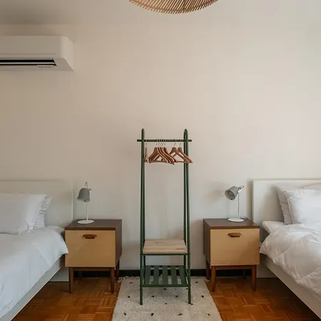 Casa Gialla Costa Volpino